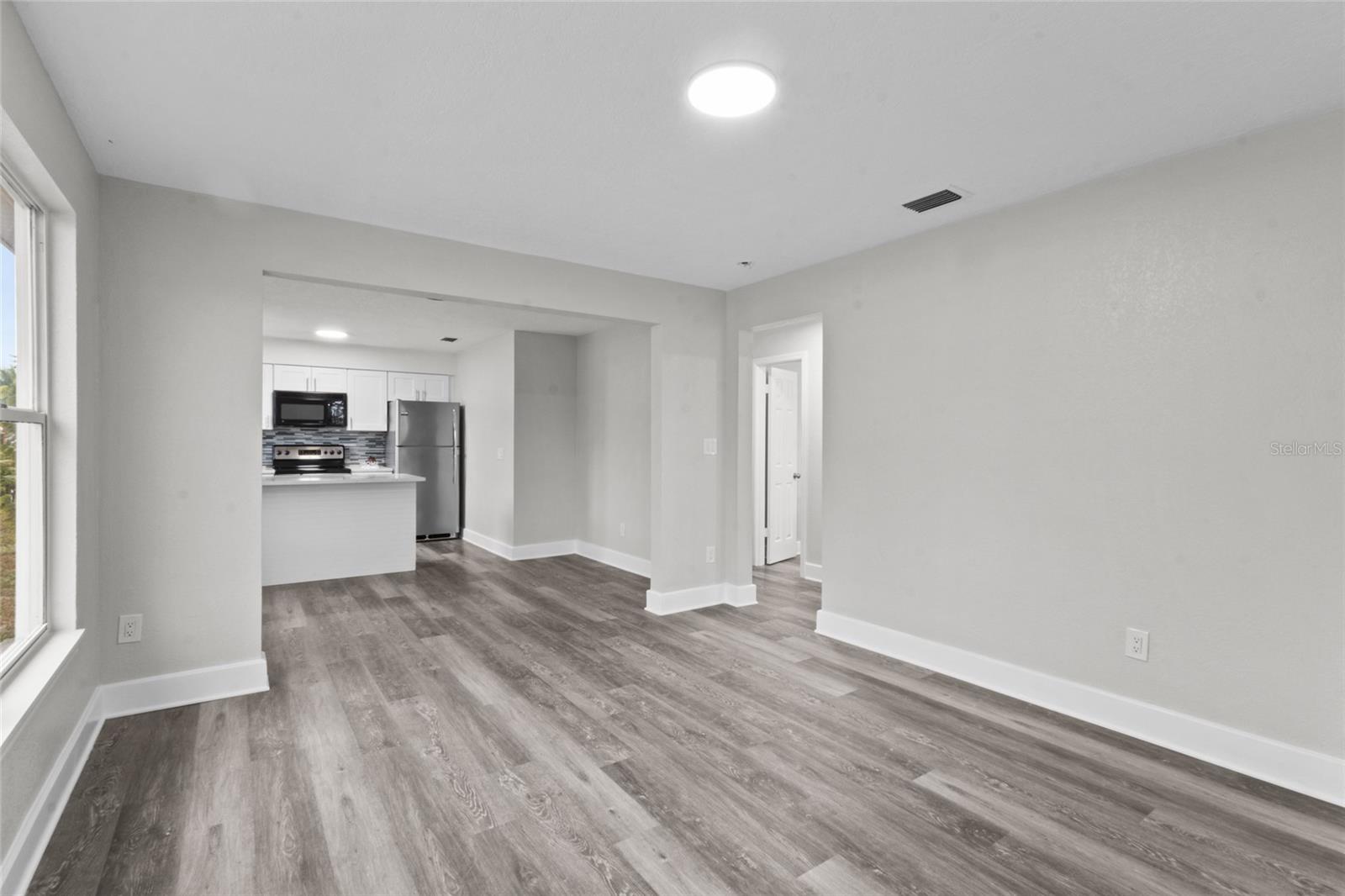 TAMIAMI PARK - Residential