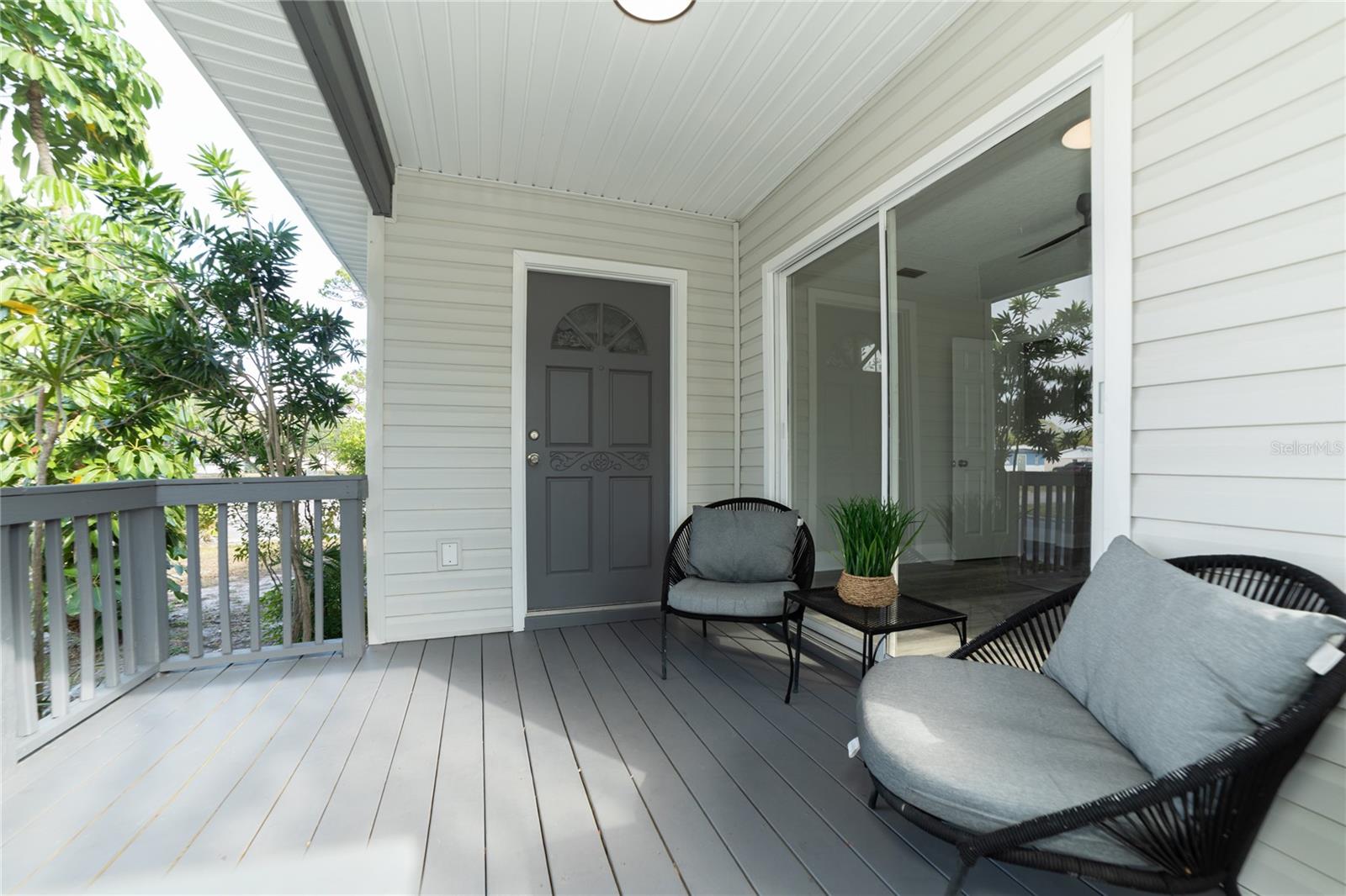 TAMIAMI PARK - Residential