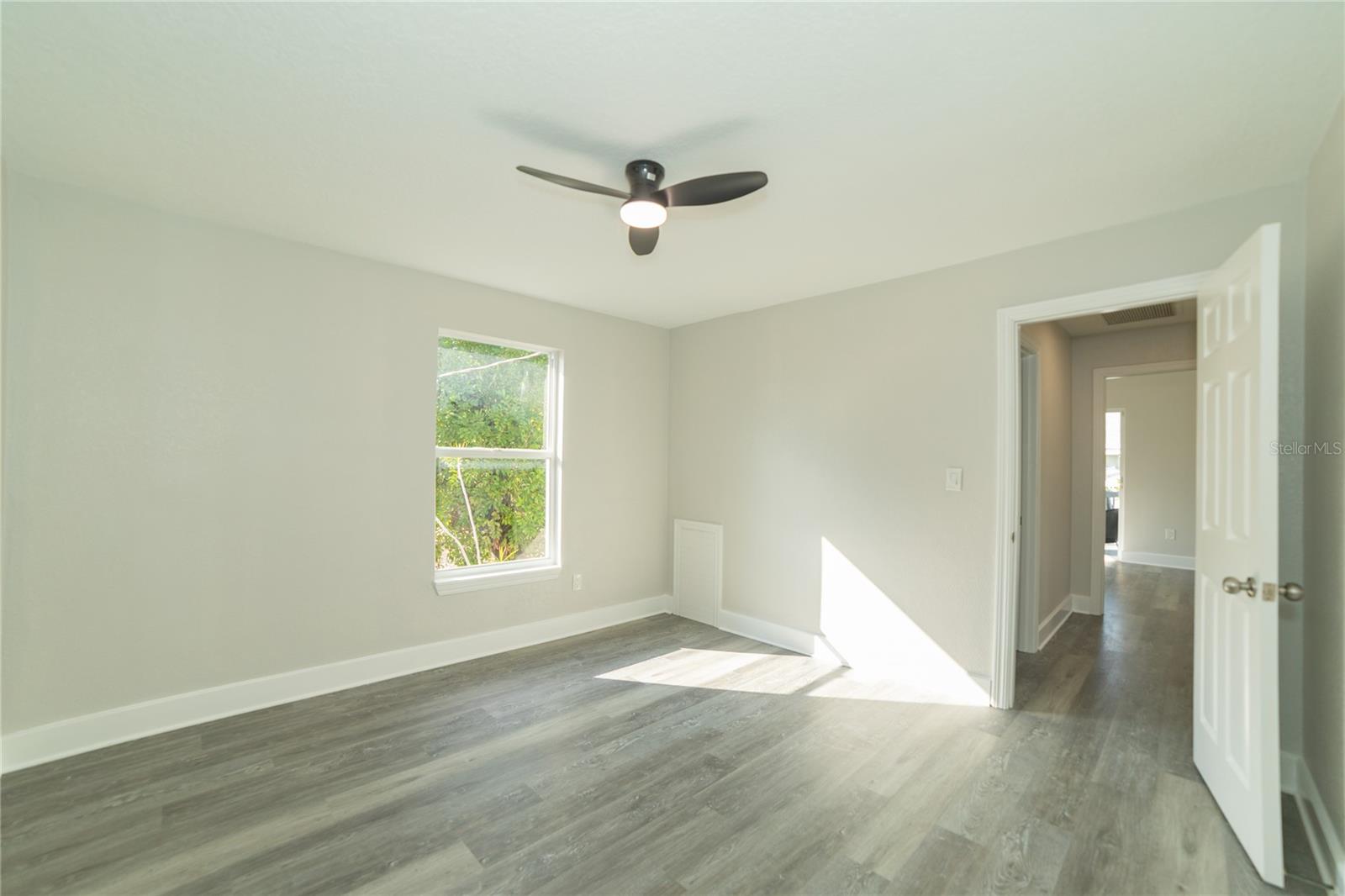 TAMIAMI PARK - Residential