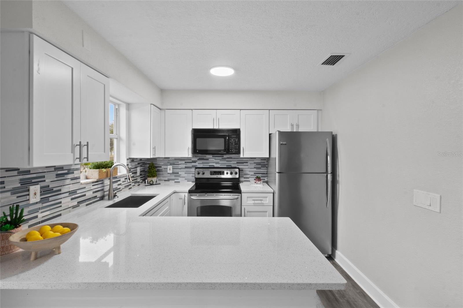 TAMIAMI PARK - Residential