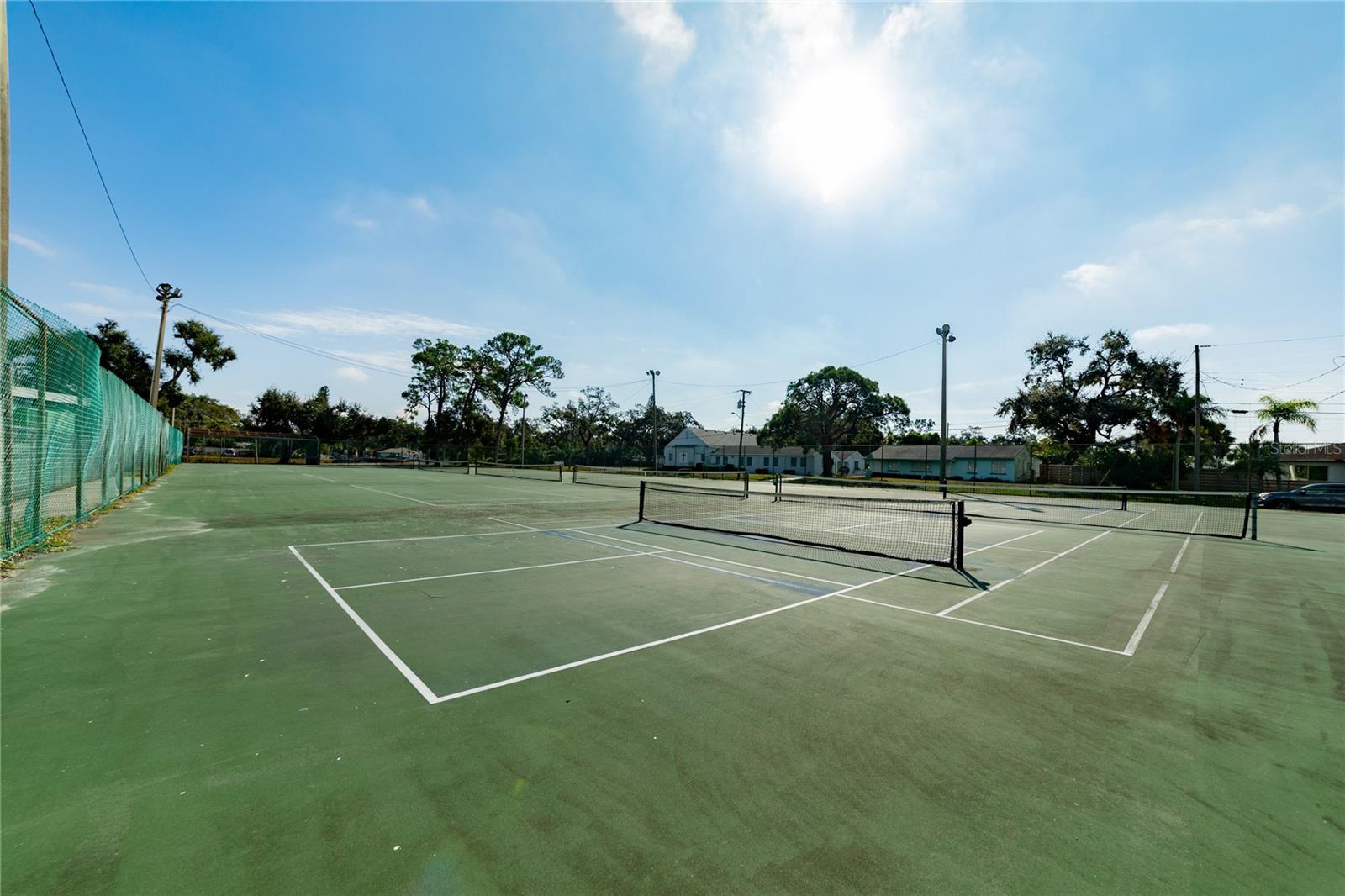 TAMIAMI PARK - Residential