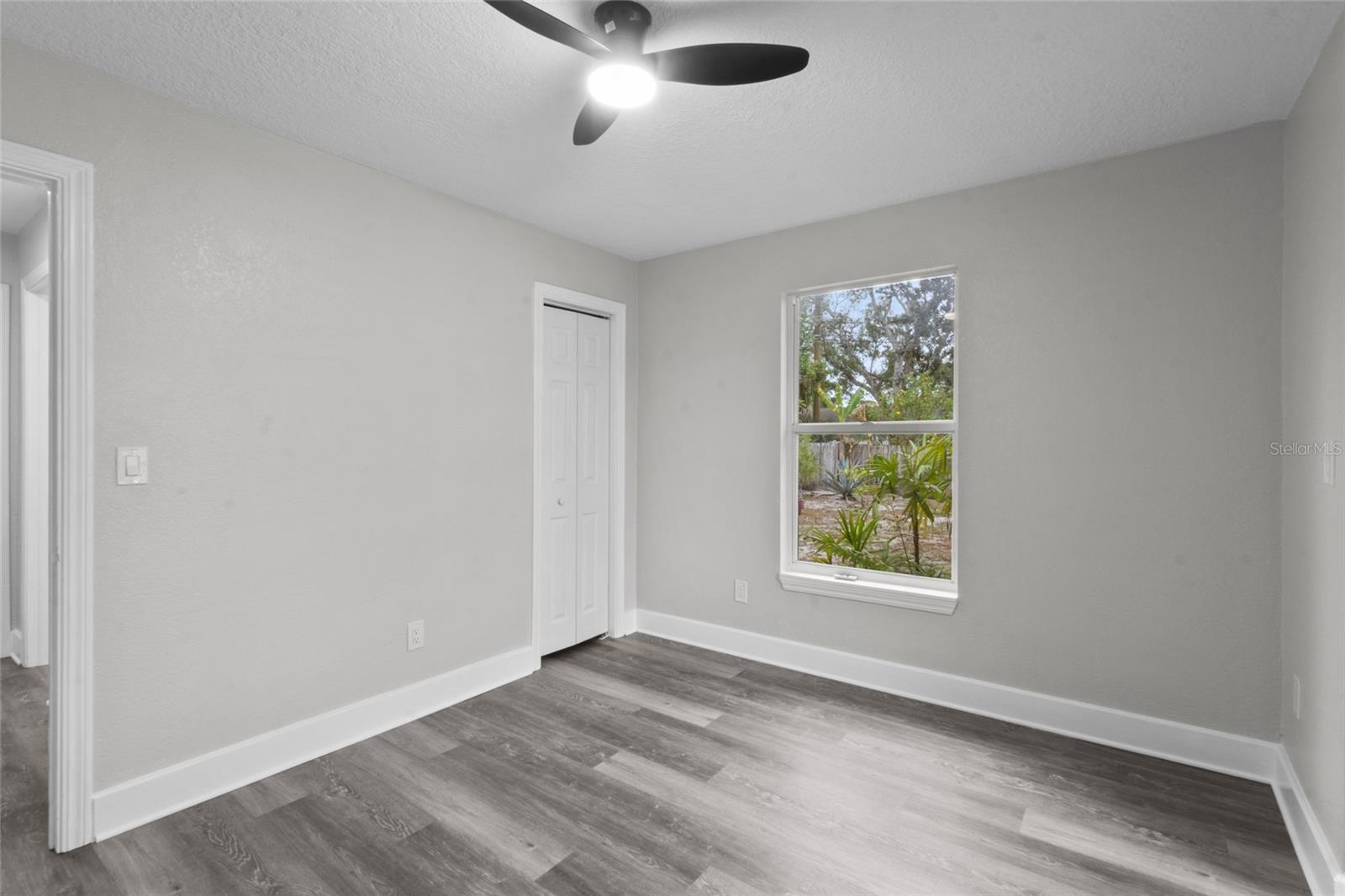 TAMIAMI PARK - Residential