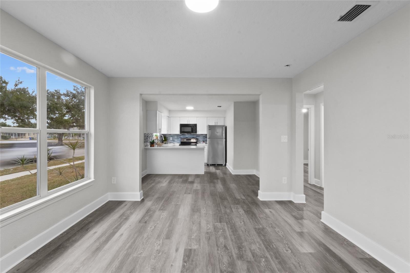 TAMIAMI PARK - Residential