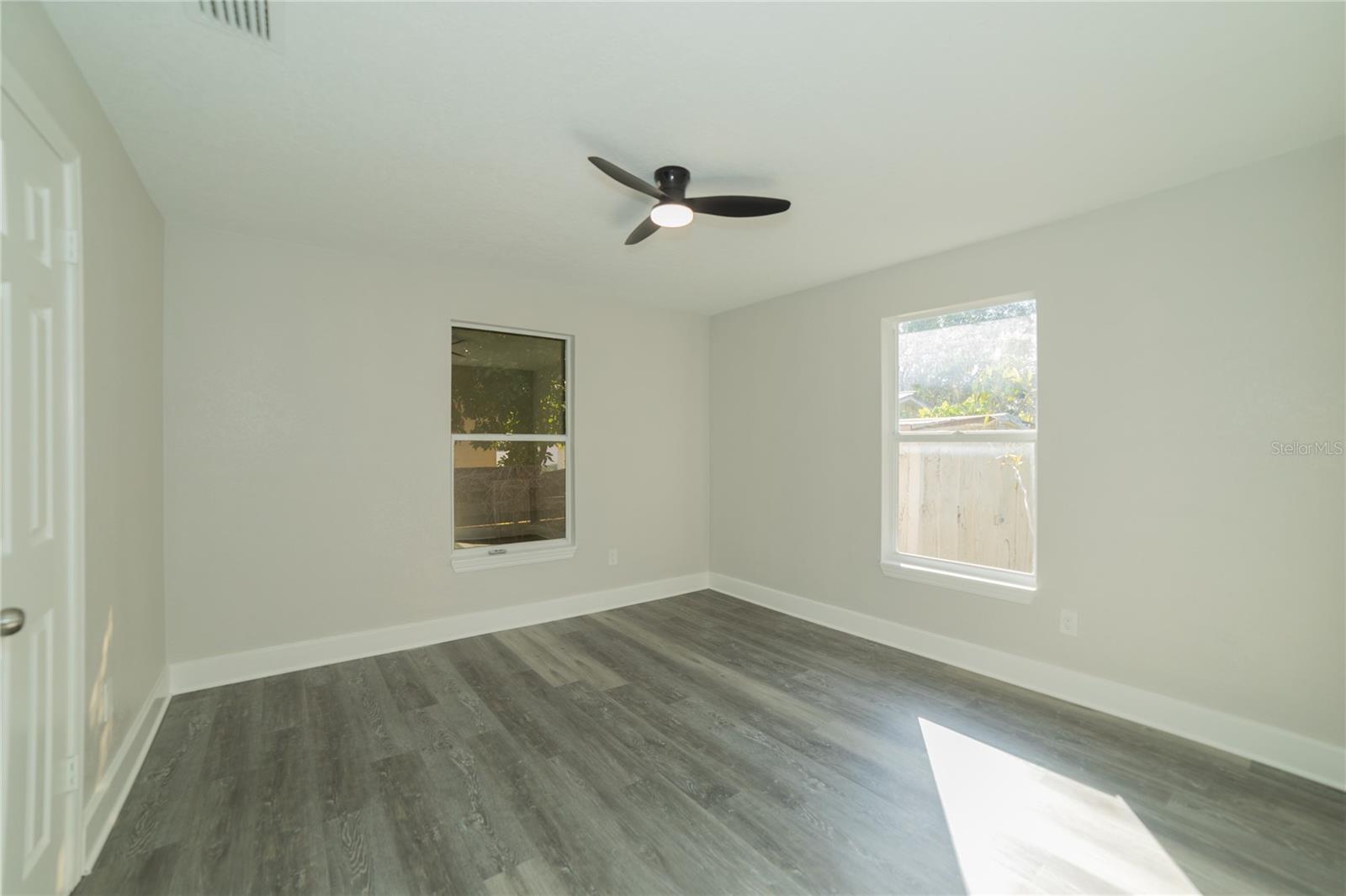 TAMIAMI PARK - Residential