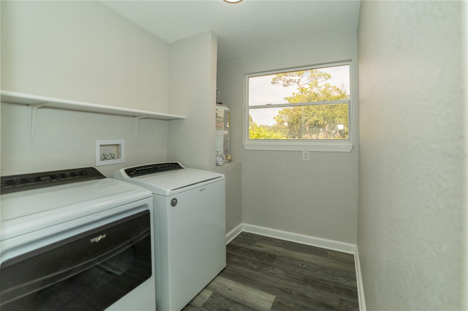 TAMIAMI PARK - Residential