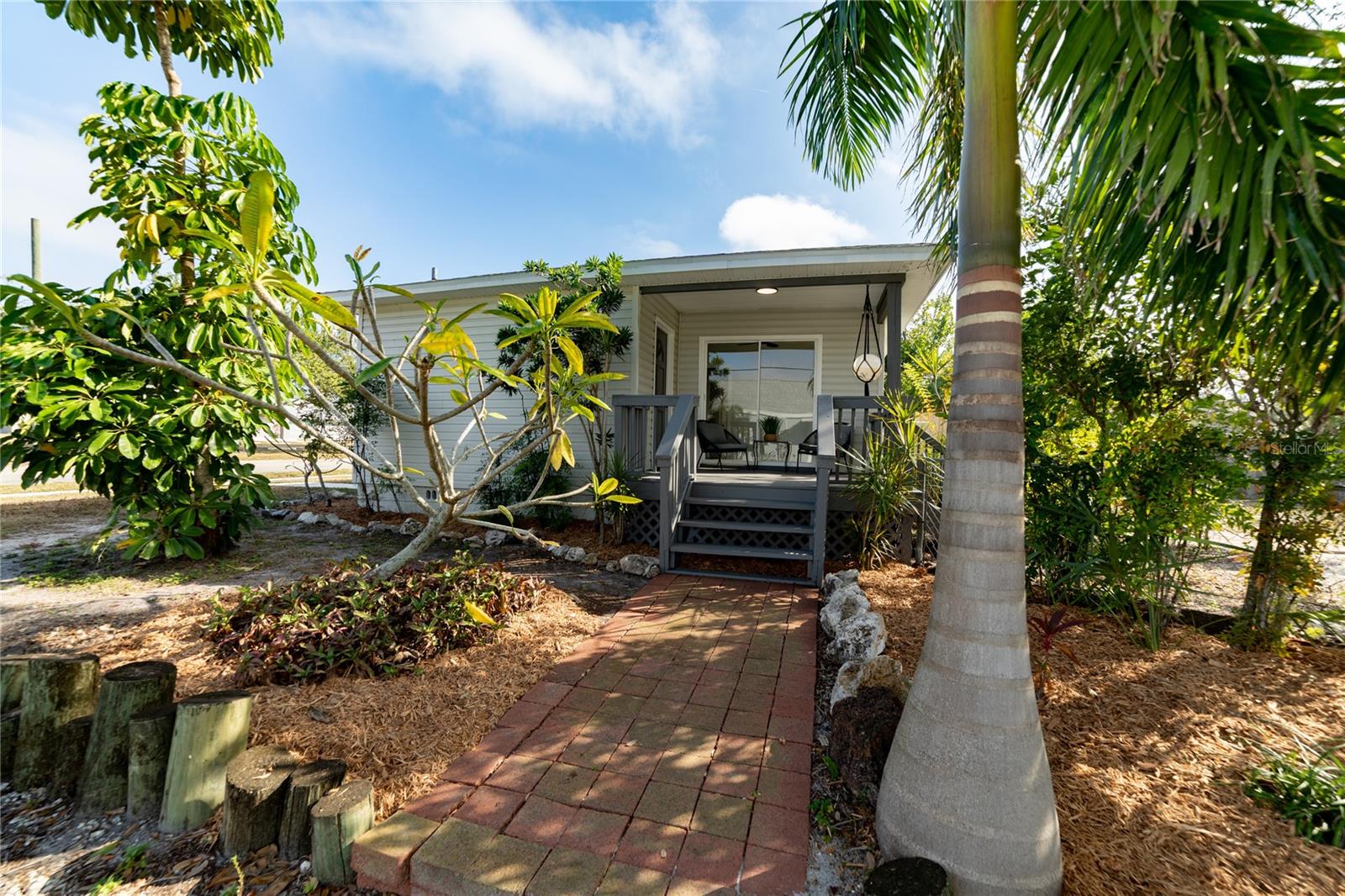 TAMIAMI PARK - Residential