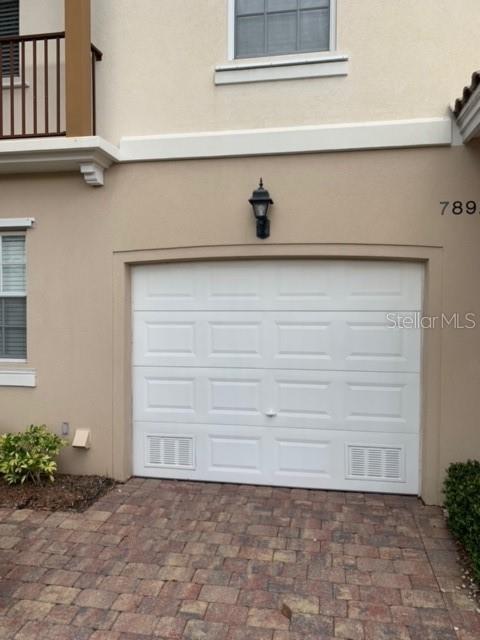 VILLAGEWALK - Residential Lease