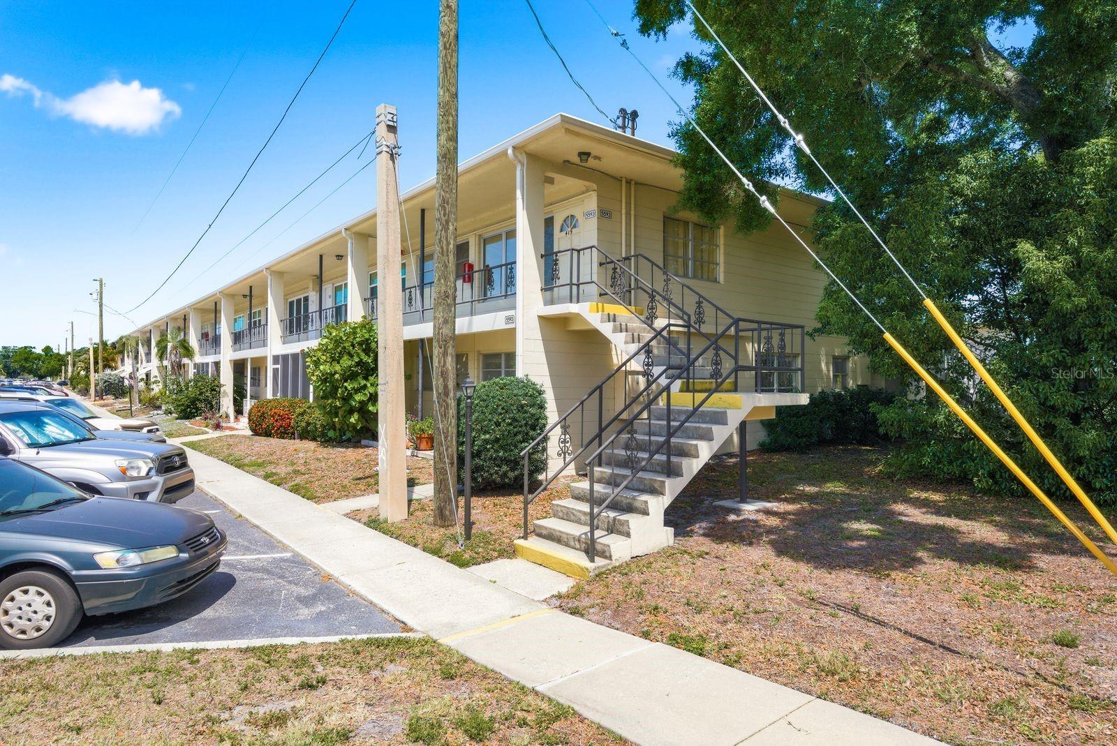 5593 40TH AVENUE N 418