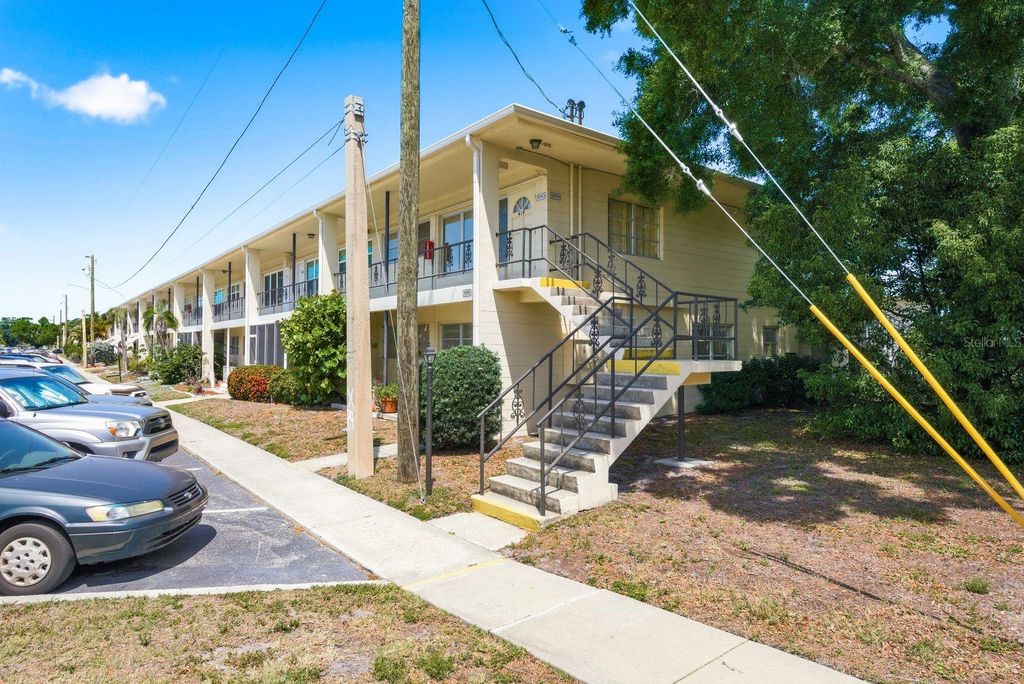 Photo of 5593 40th Avenue N #418, Kenneth City, FL 33709 (MLS # TB8500794)