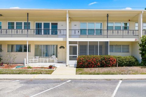 Photo of 5593 40th Avenue N #418, Kenneth City, FL 33709 (MLS # TB8500794)