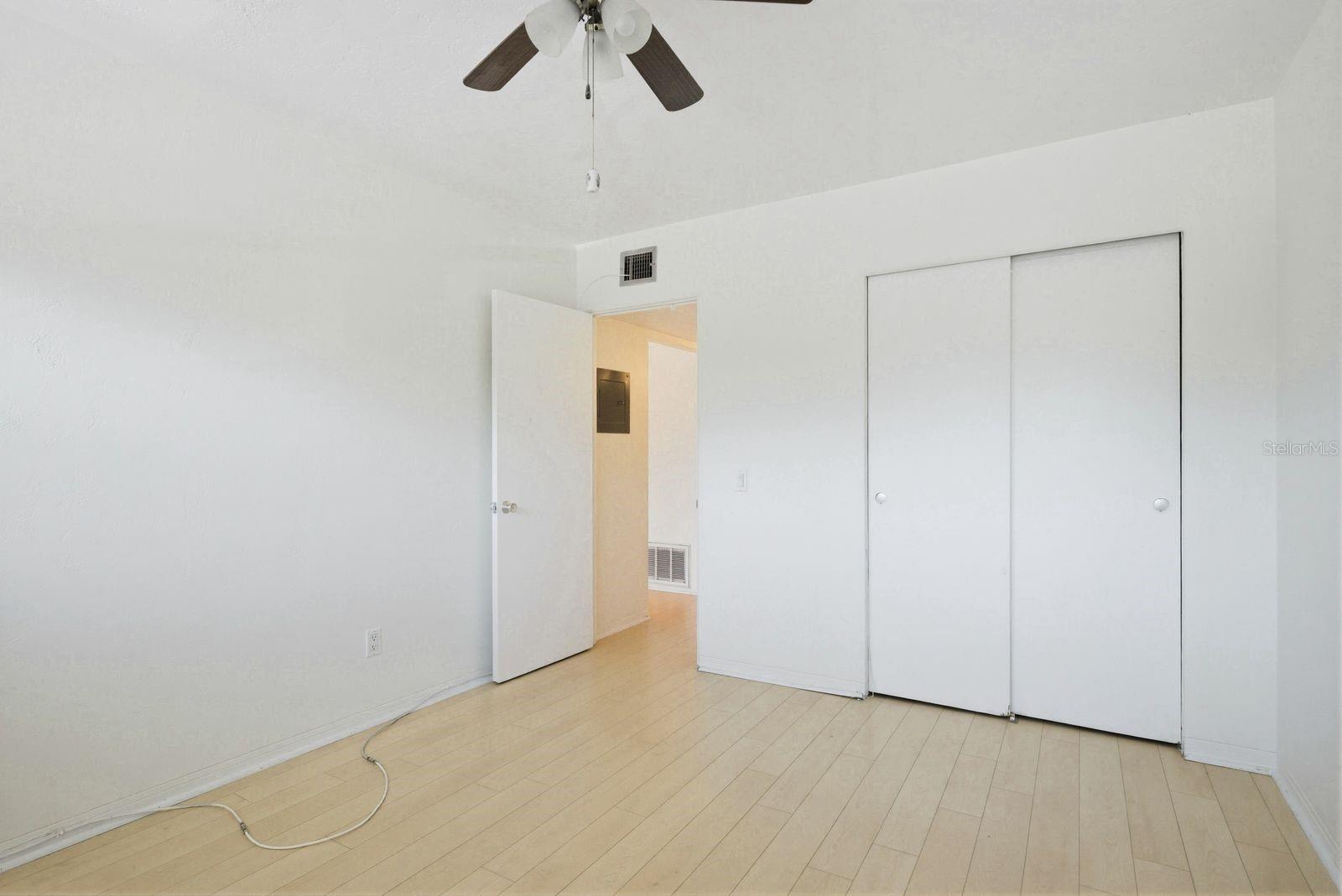 CLEARVIEW OAKS BLDG 15 - Residential