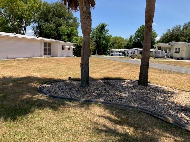 LADY LAKE ORANGE BLOSSOM GARDENS UNIT 01 - Residential