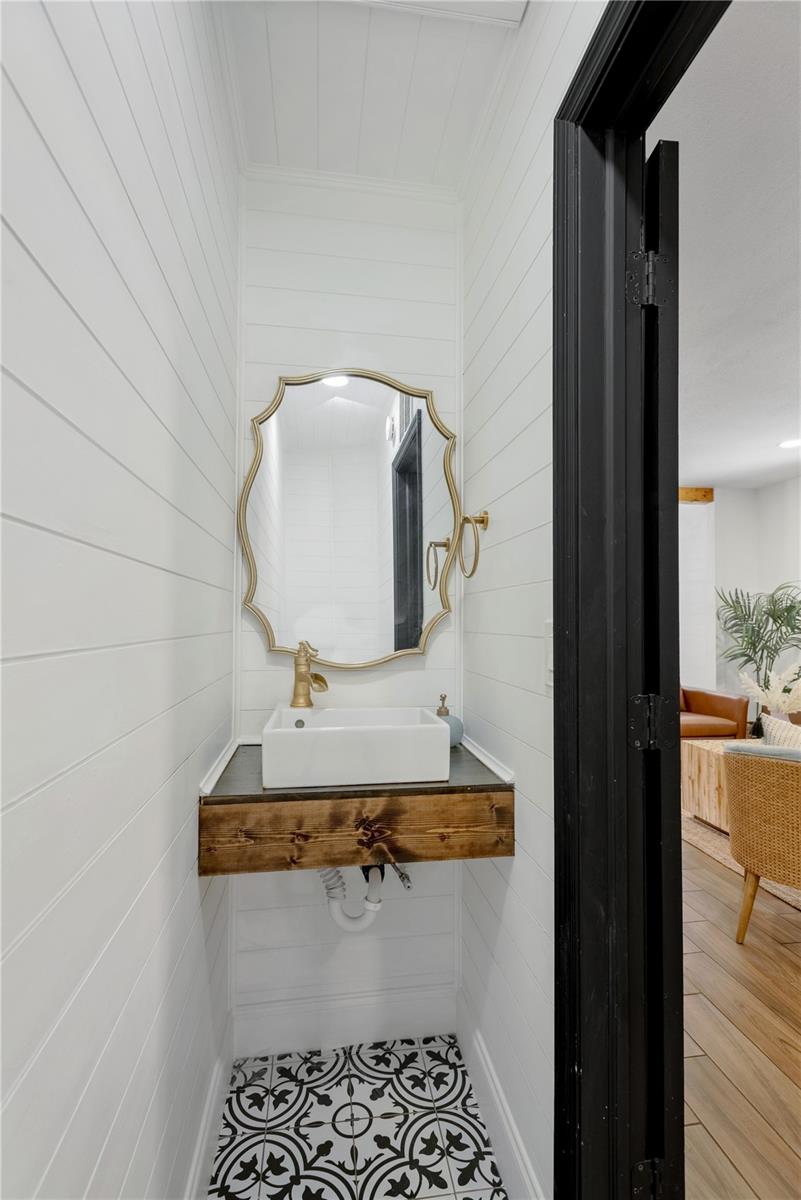 ANN PARK HEIGHTS - Residential