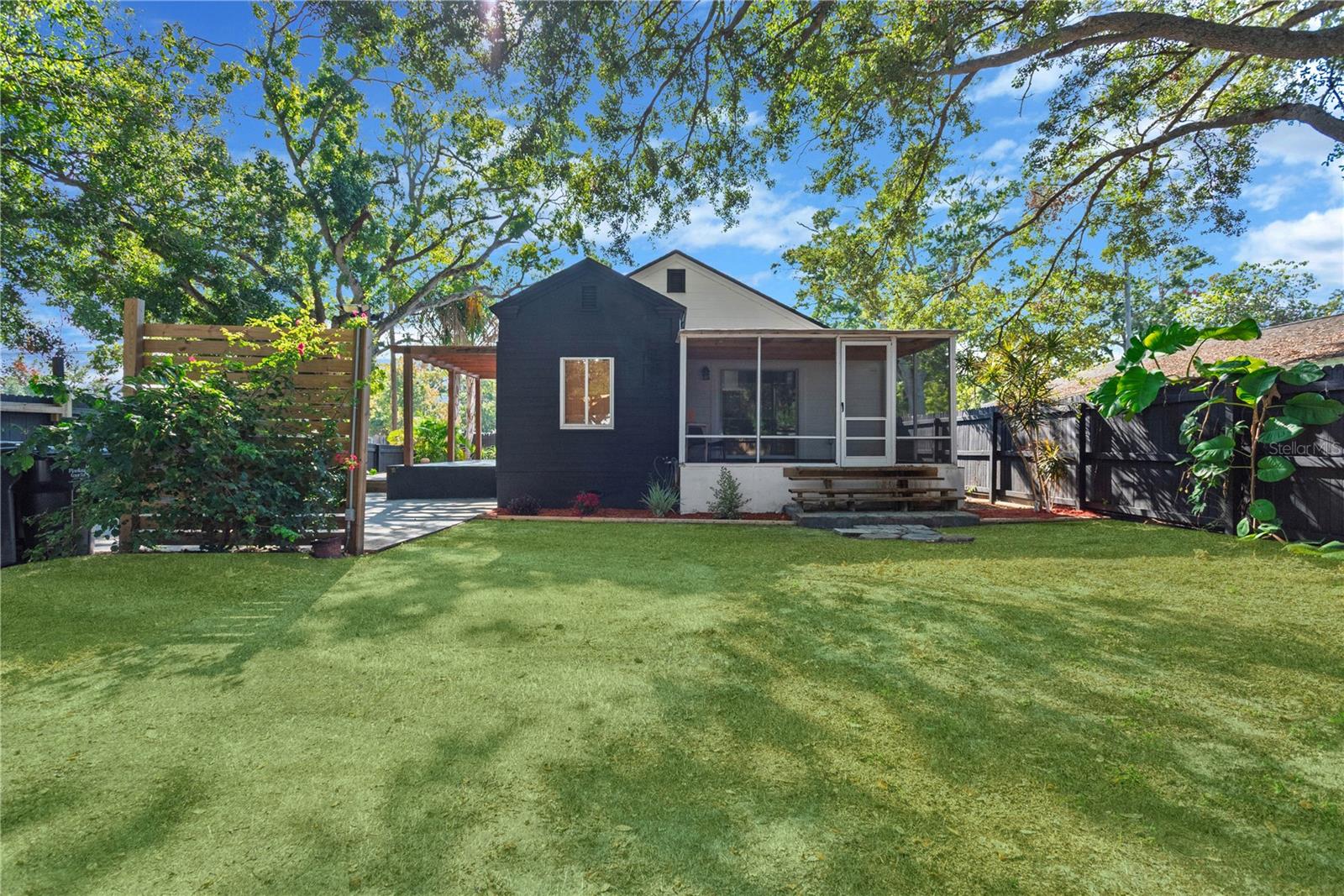 ANN PARK HEIGHTS - Residential