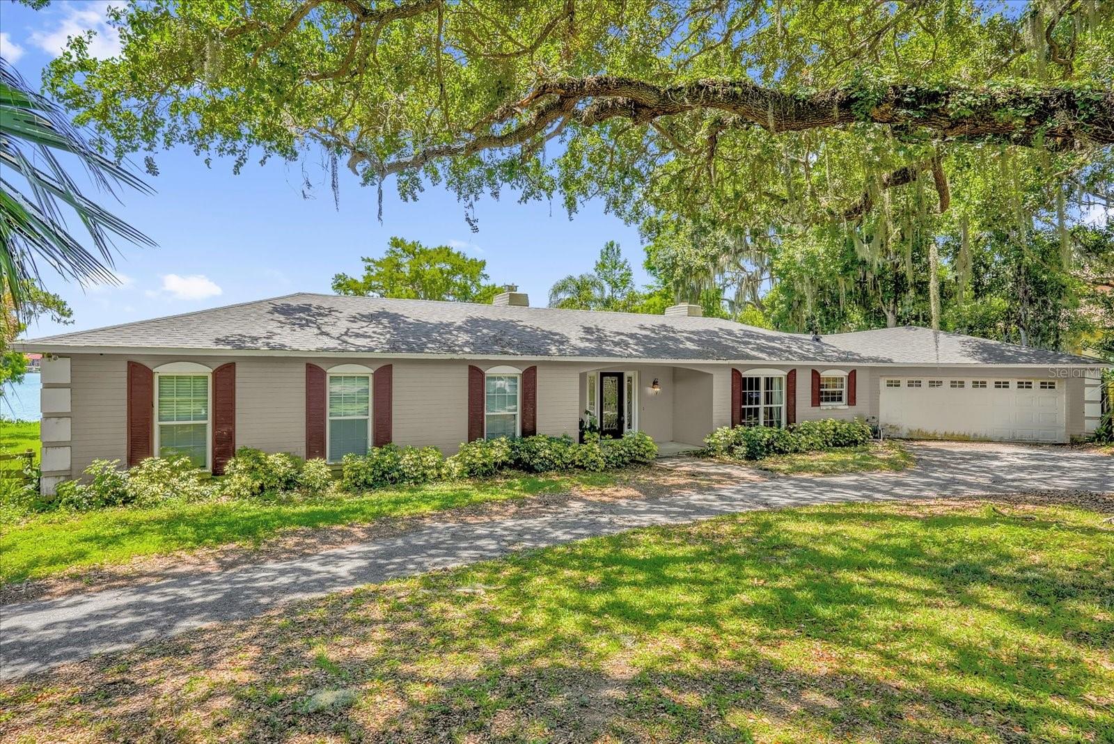 633 BALMORAL ROAD