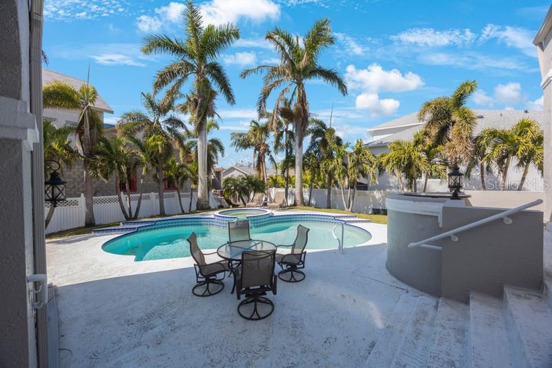 TIERRA VERDE UNIT 1 4TH REP - Residential