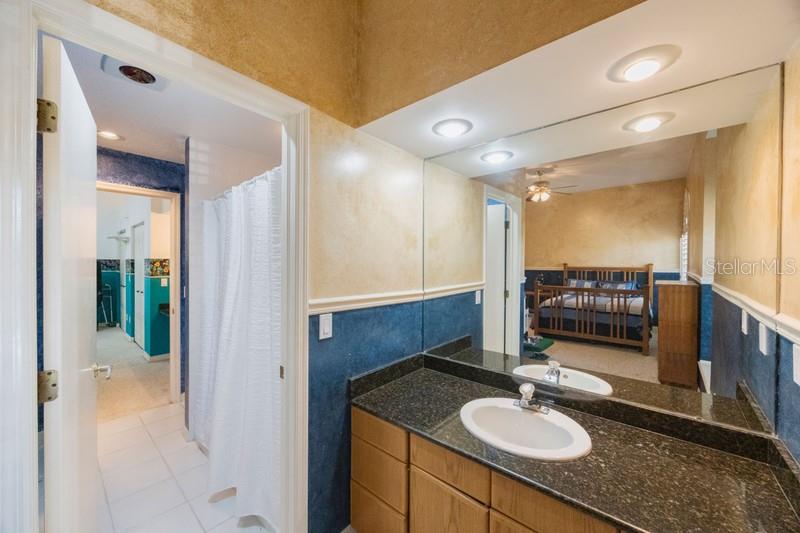 TIERRA VERDE UNIT 1 4TH REP - Residential