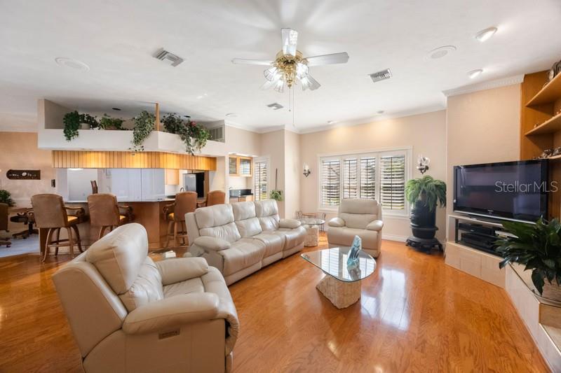 TIERRA VERDE UNIT 1 4TH REP - Residential