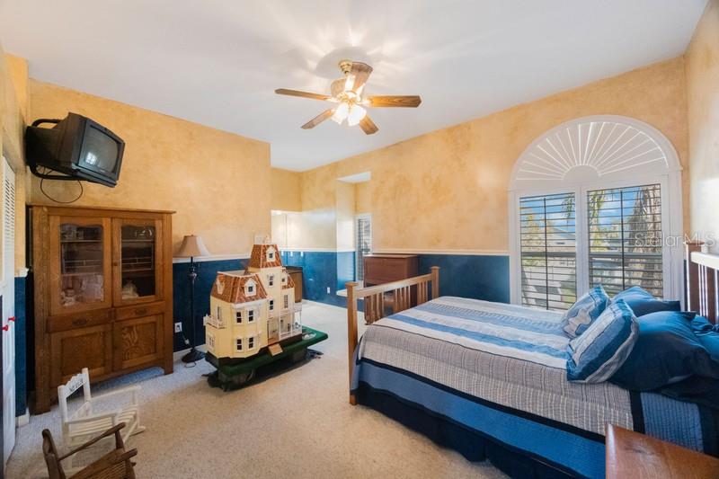 TIERRA VERDE UNIT 1 4TH REP - Residential