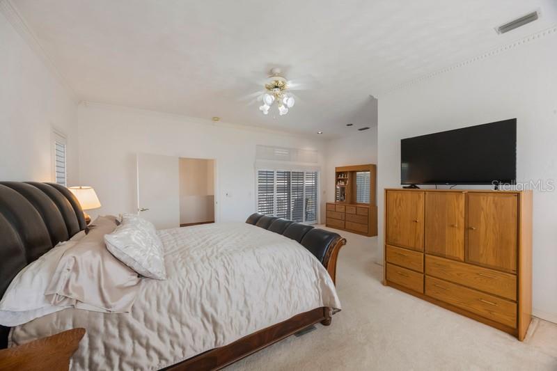 TIERRA VERDE UNIT 1 4TH REP - Residential