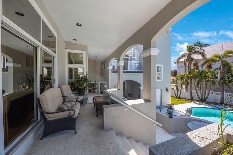TIERRA VERDE UNIT 1 4TH REP - Residential