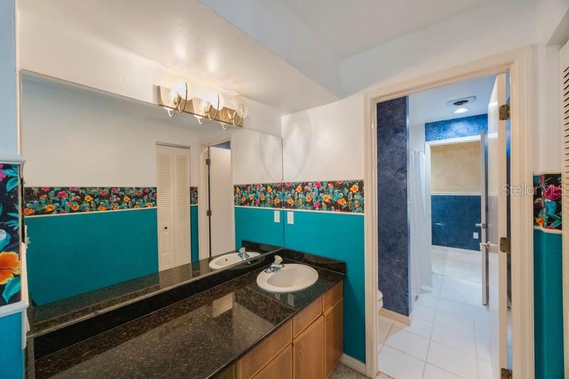 TIERRA VERDE UNIT 1 4TH REP - Residential