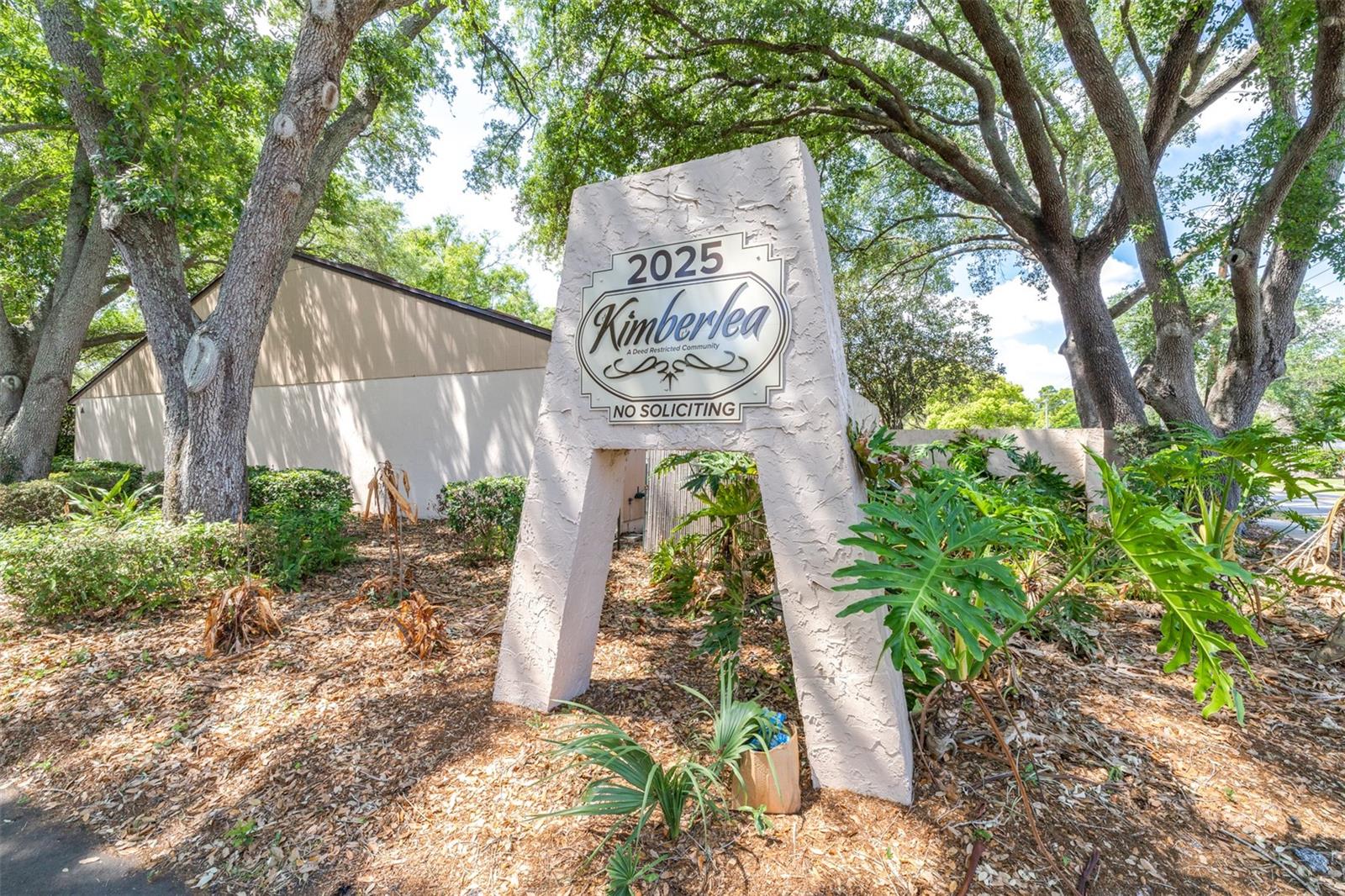 KIMBERLEA CONDO 02 - Residential