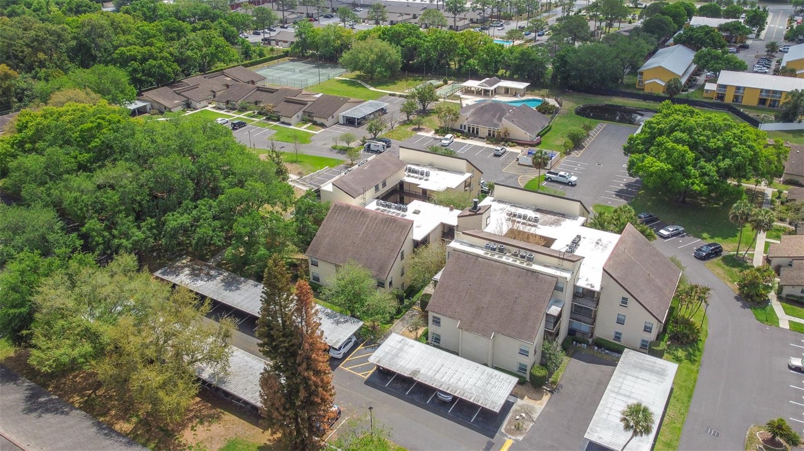 KIMBERLEA CONDO 02 - Residential