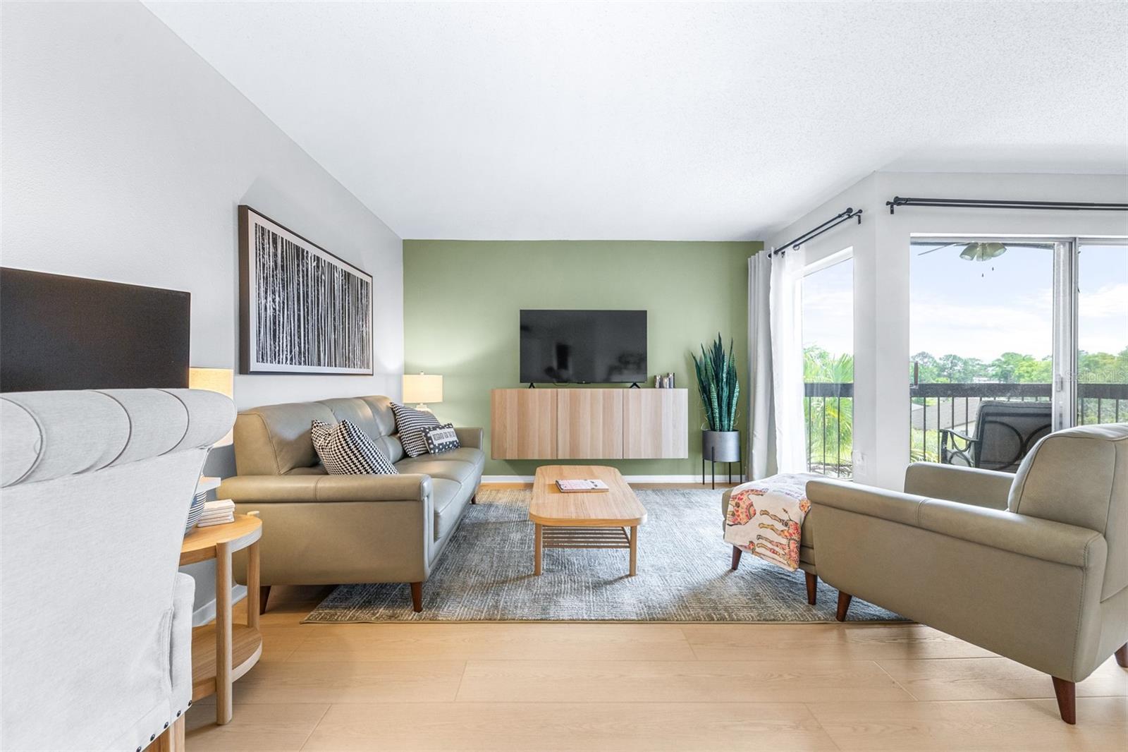 KIMBERLEA CONDO 02 - Residential