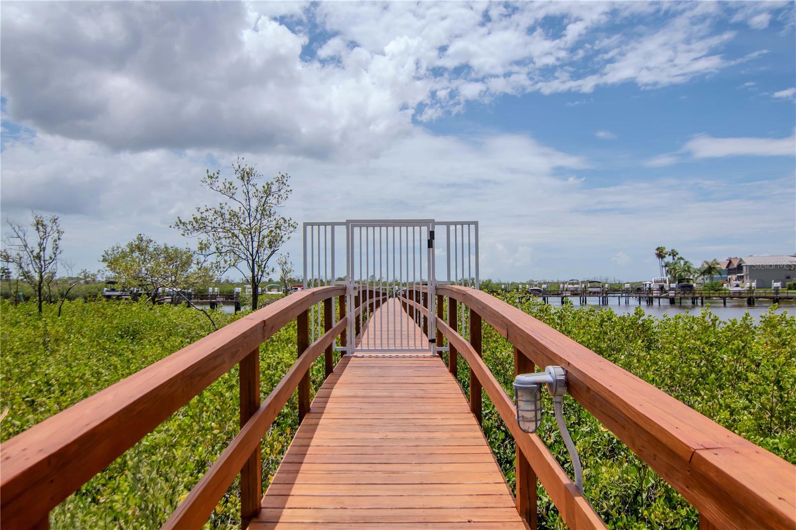 SEAVIEW PLACE GULF LNDGS - Residential