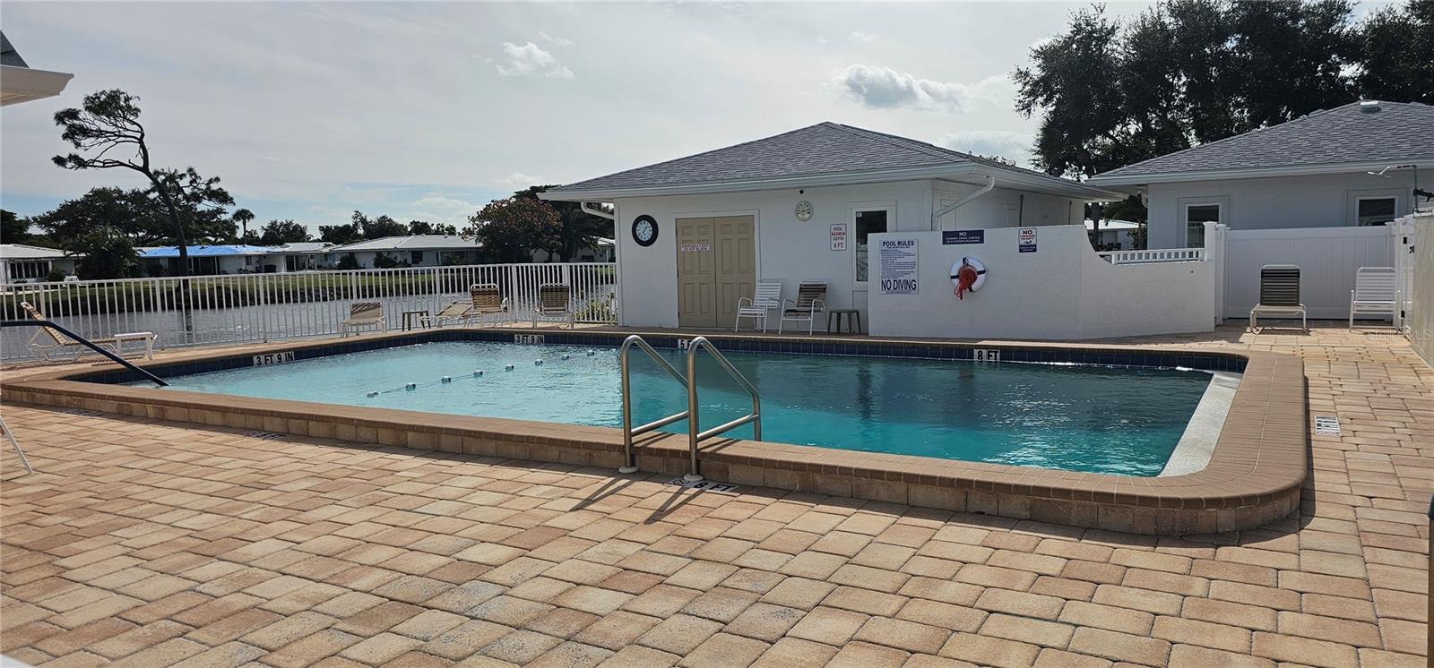 CIRCLE WOODS OF VENICE 1 - Residential