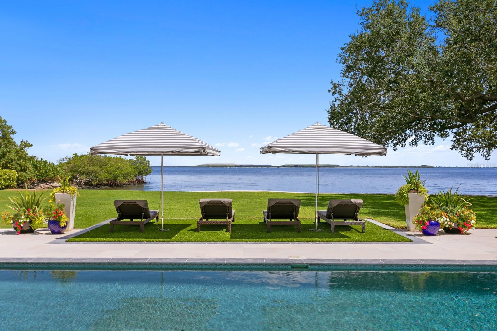 SHELL POINT - Residential