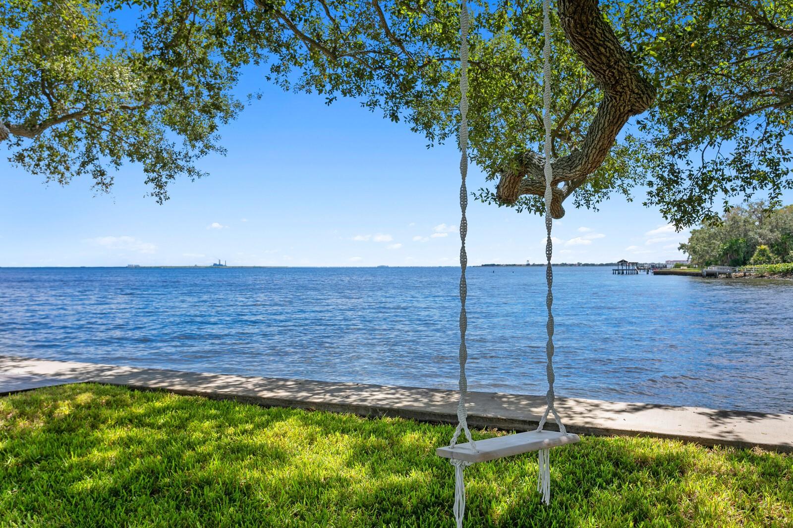 SHELL POINT - Residential