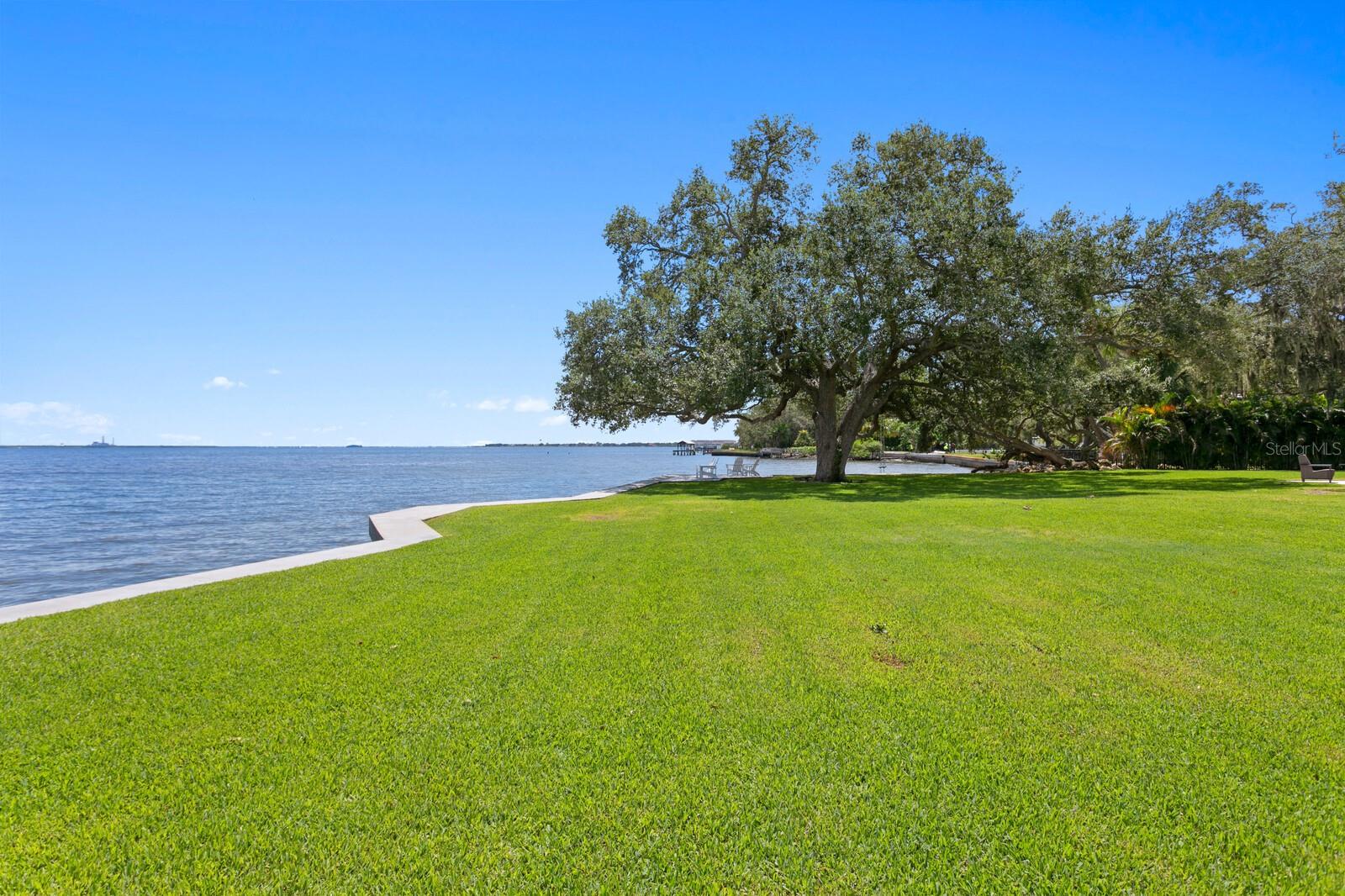SHELL POINT - Residential