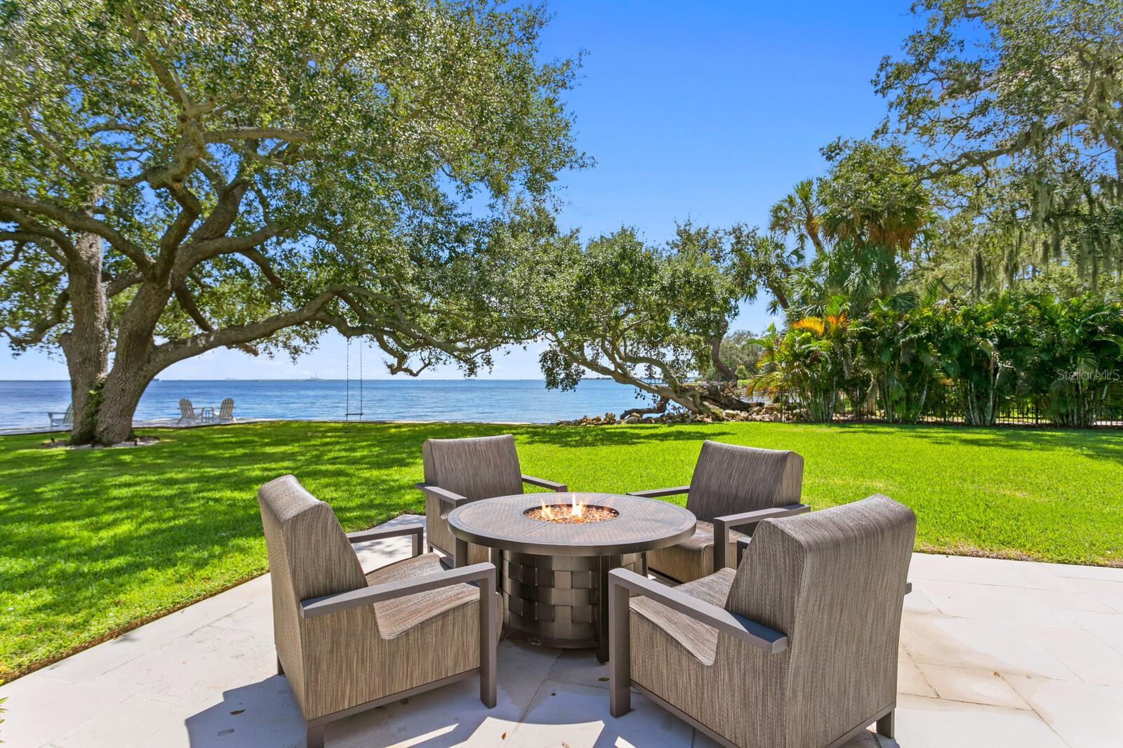SHELL POINT - Residential