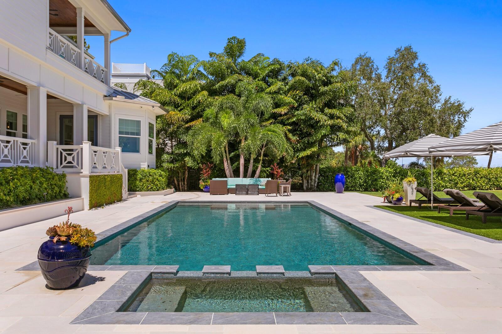 SHELL POINT - Residential