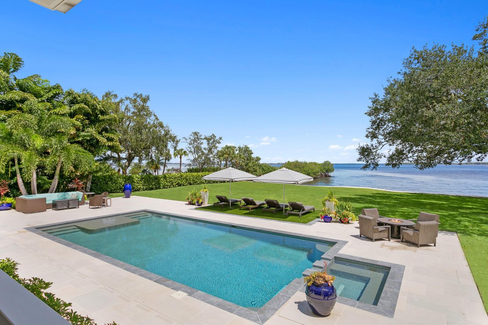 SHELL POINT - Residential