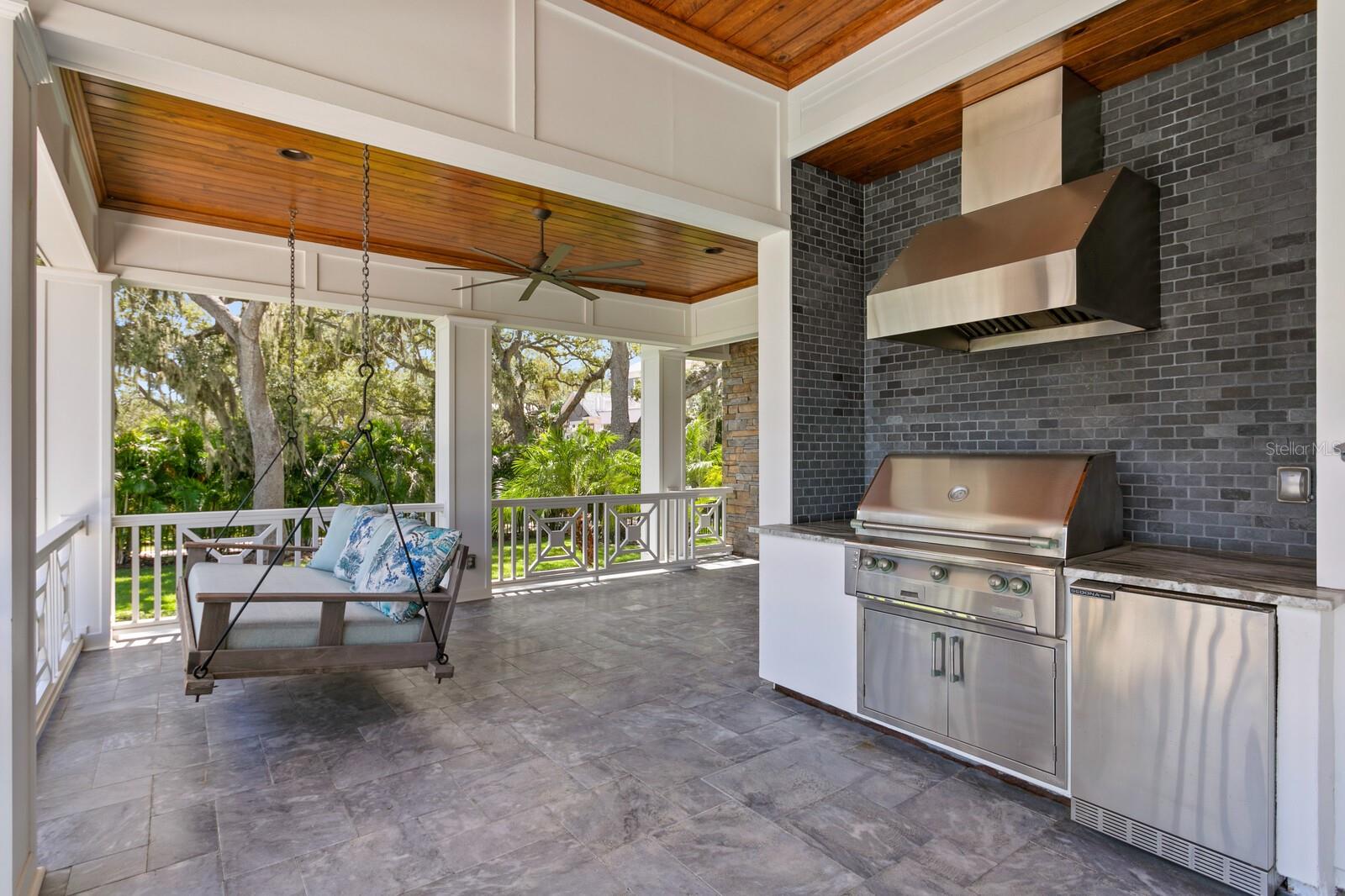 SHELL POINT - Residential