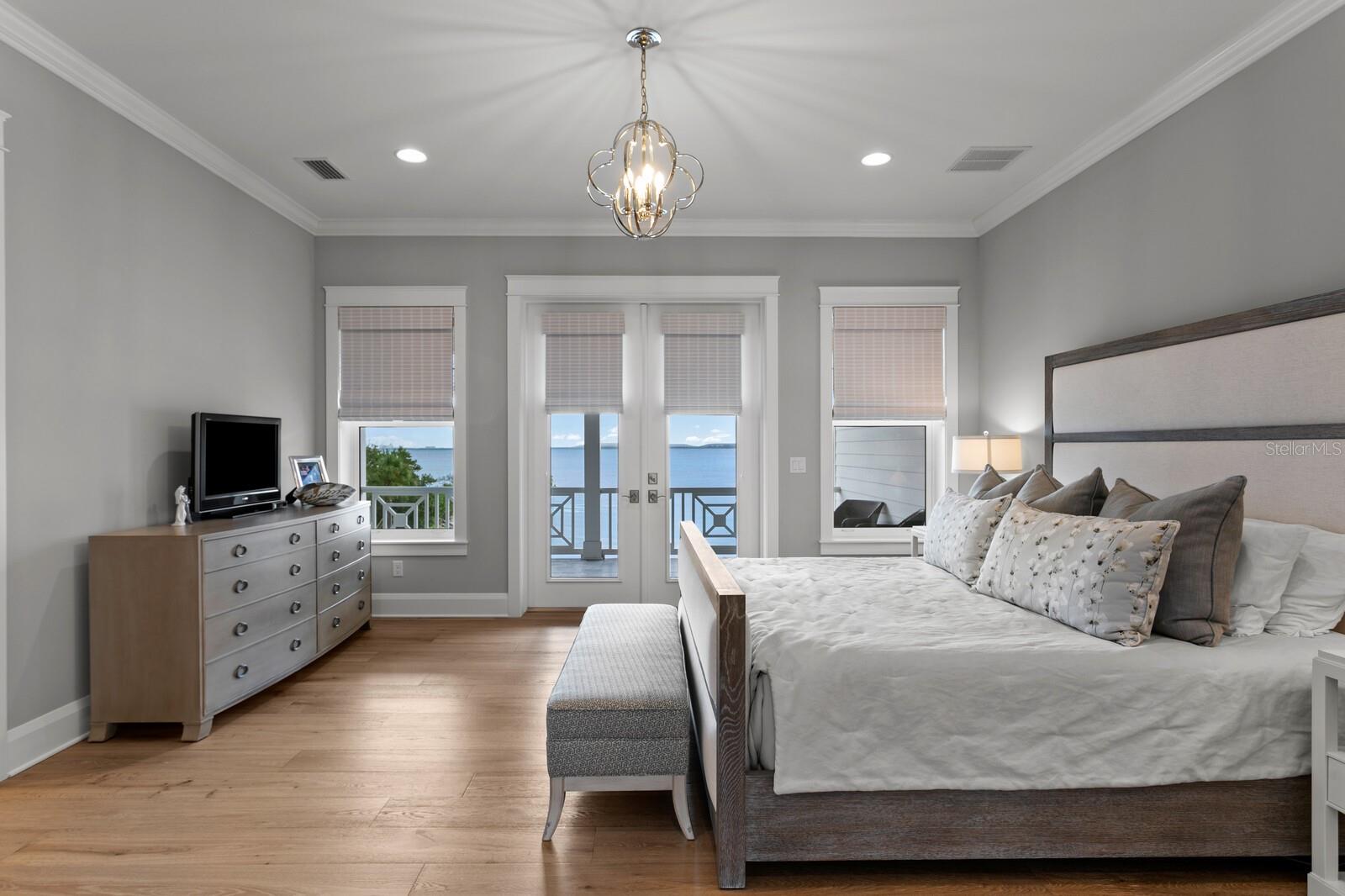 SHELL POINT - Residential