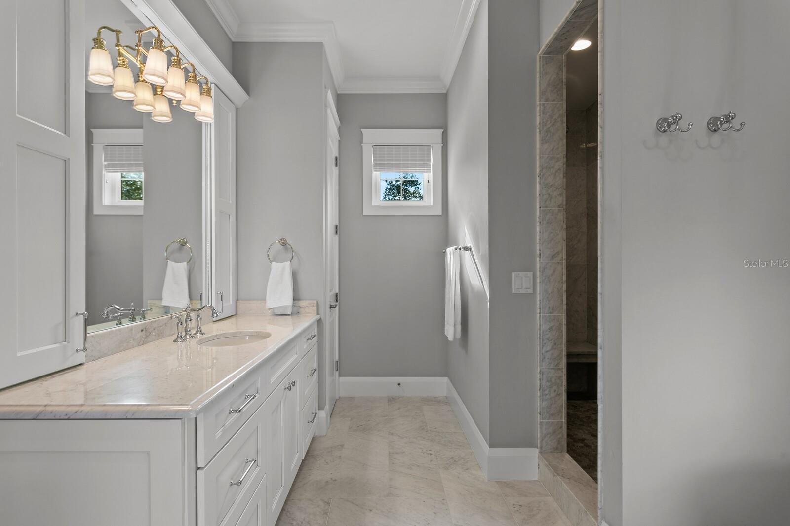 SHELL POINT - Residential