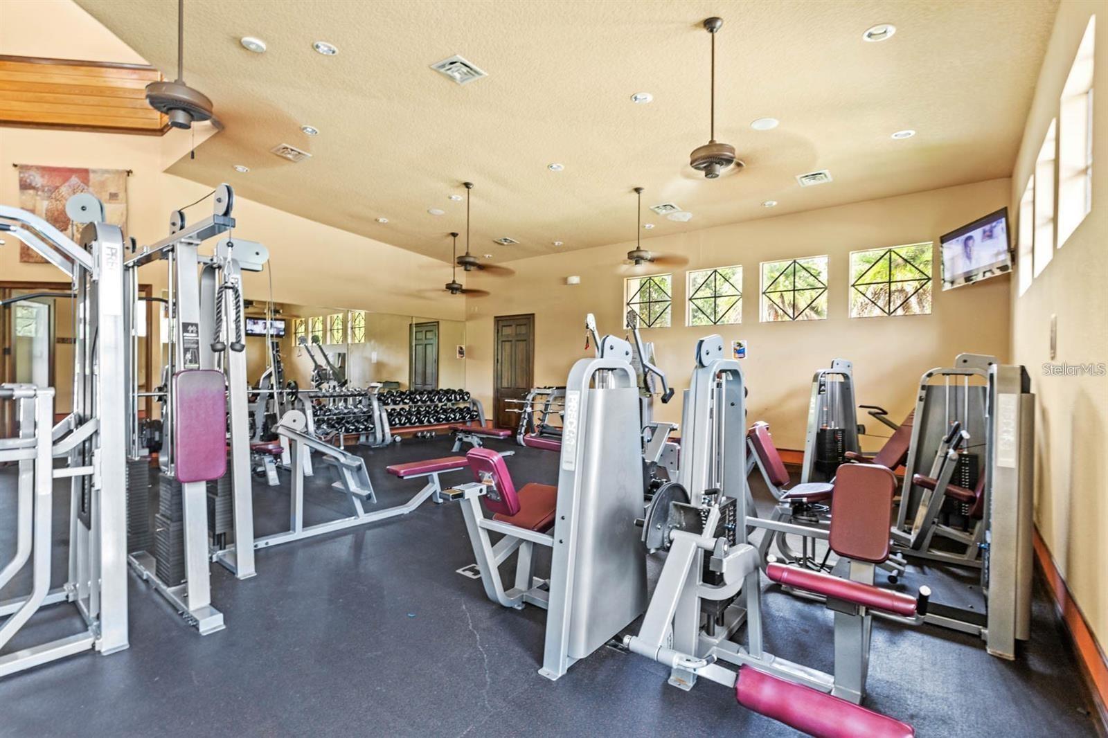 HEATHROW COUNTRY EST HOMES PH ONE - Residential