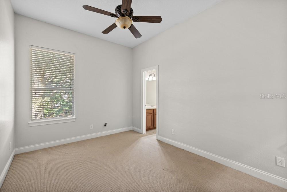 HEATHROW COUNTRY EST HOMES PH ONE - Residential