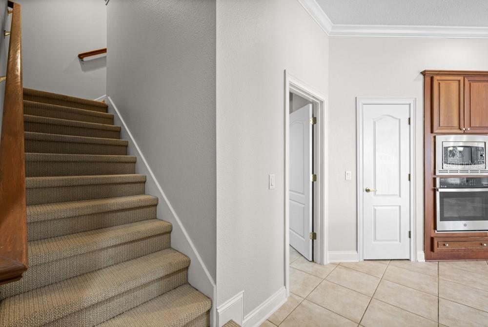 HEATHROW COUNTRY EST HOMES PH ONE - Residential