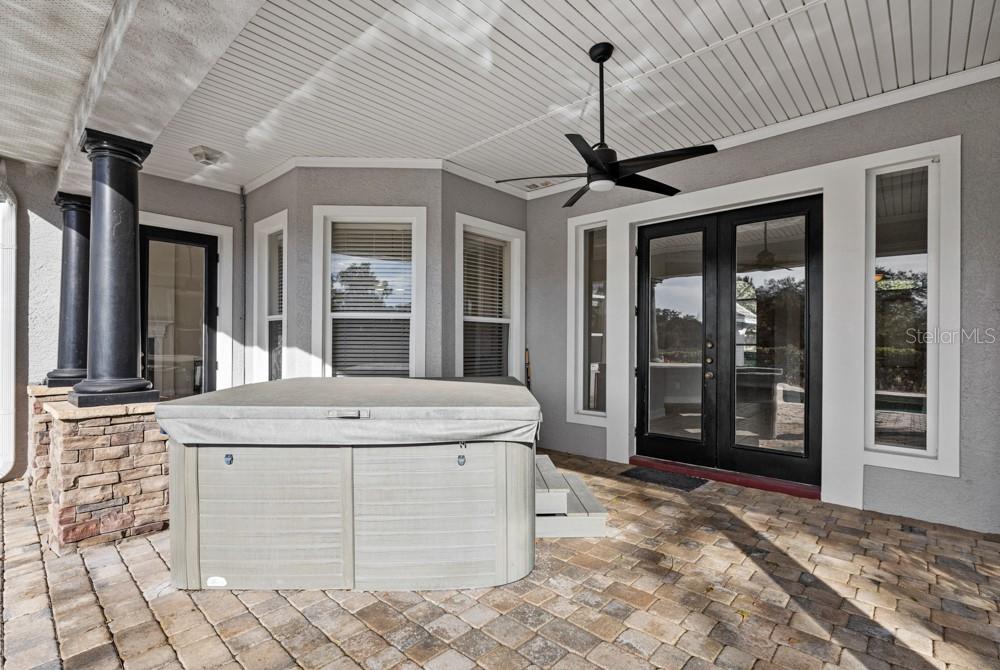 HEATHROW COUNTRY EST HOMES PH ONE - Residential