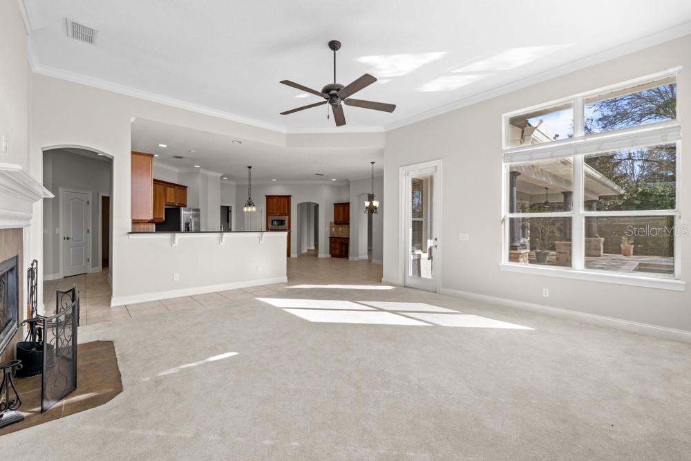 HEATHROW COUNTRY EST HOMES PH ONE - Residential