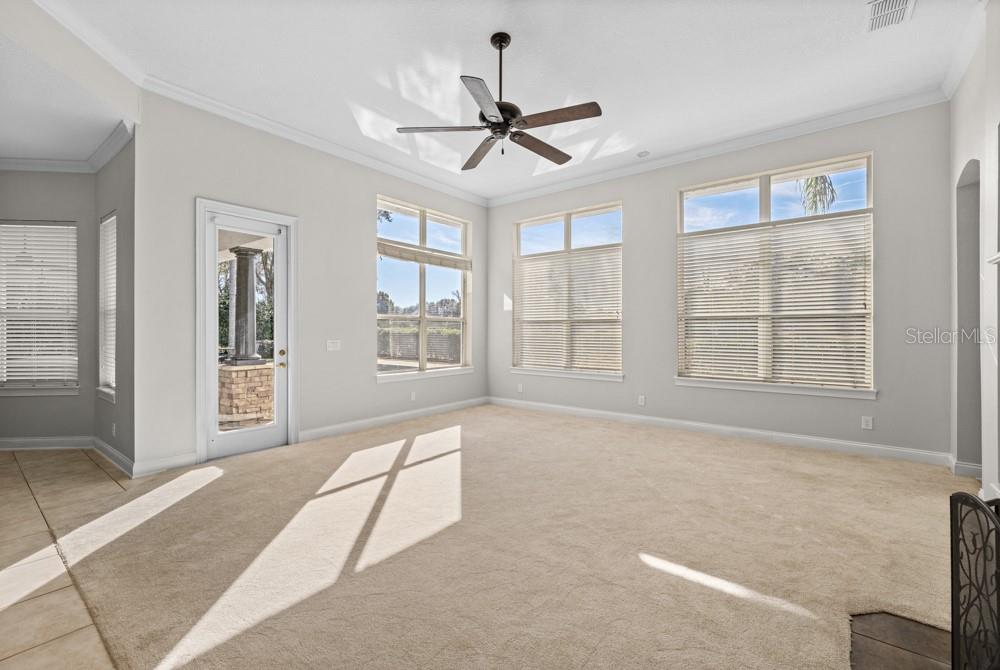 HEATHROW COUNTRY EST HOMES PH ONE - Residential