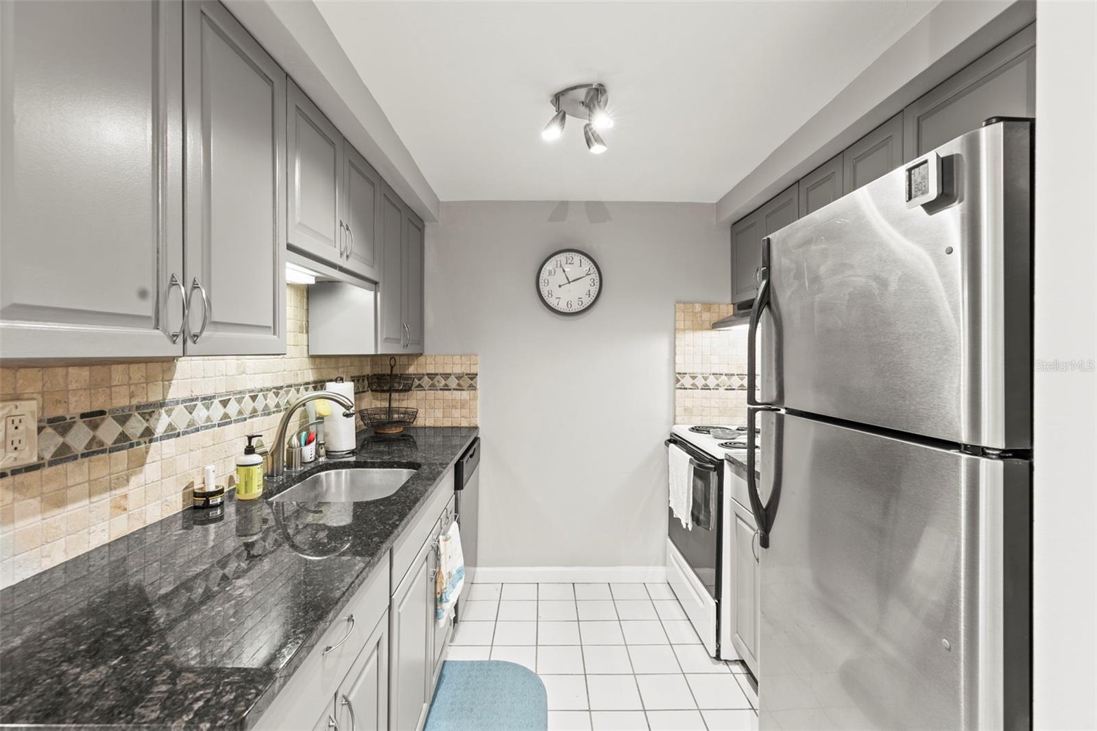 GARDENS BEACON SQUARE - Residential