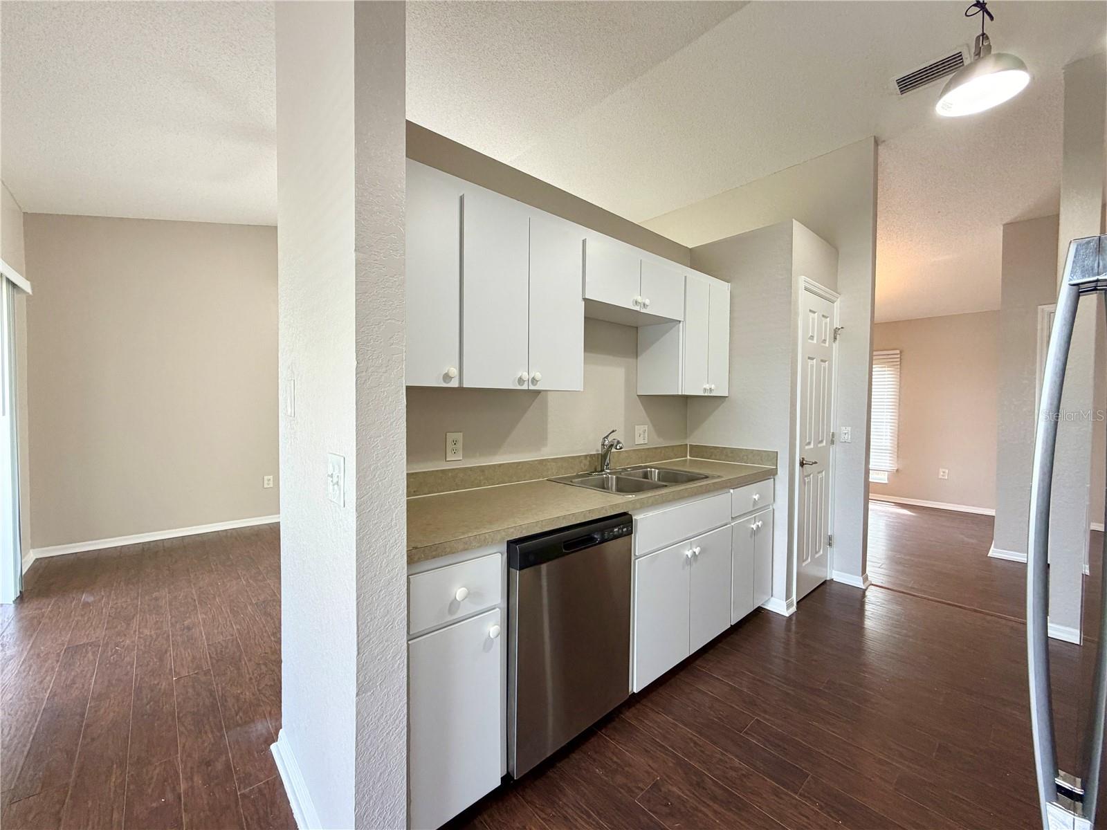 SAVANNA POINTE - Residential