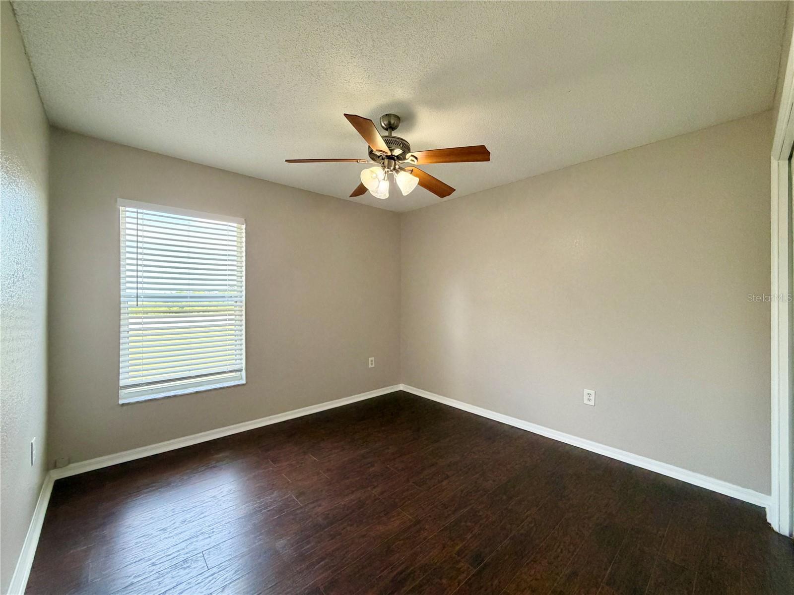 SAVANNA POINTE - Residential