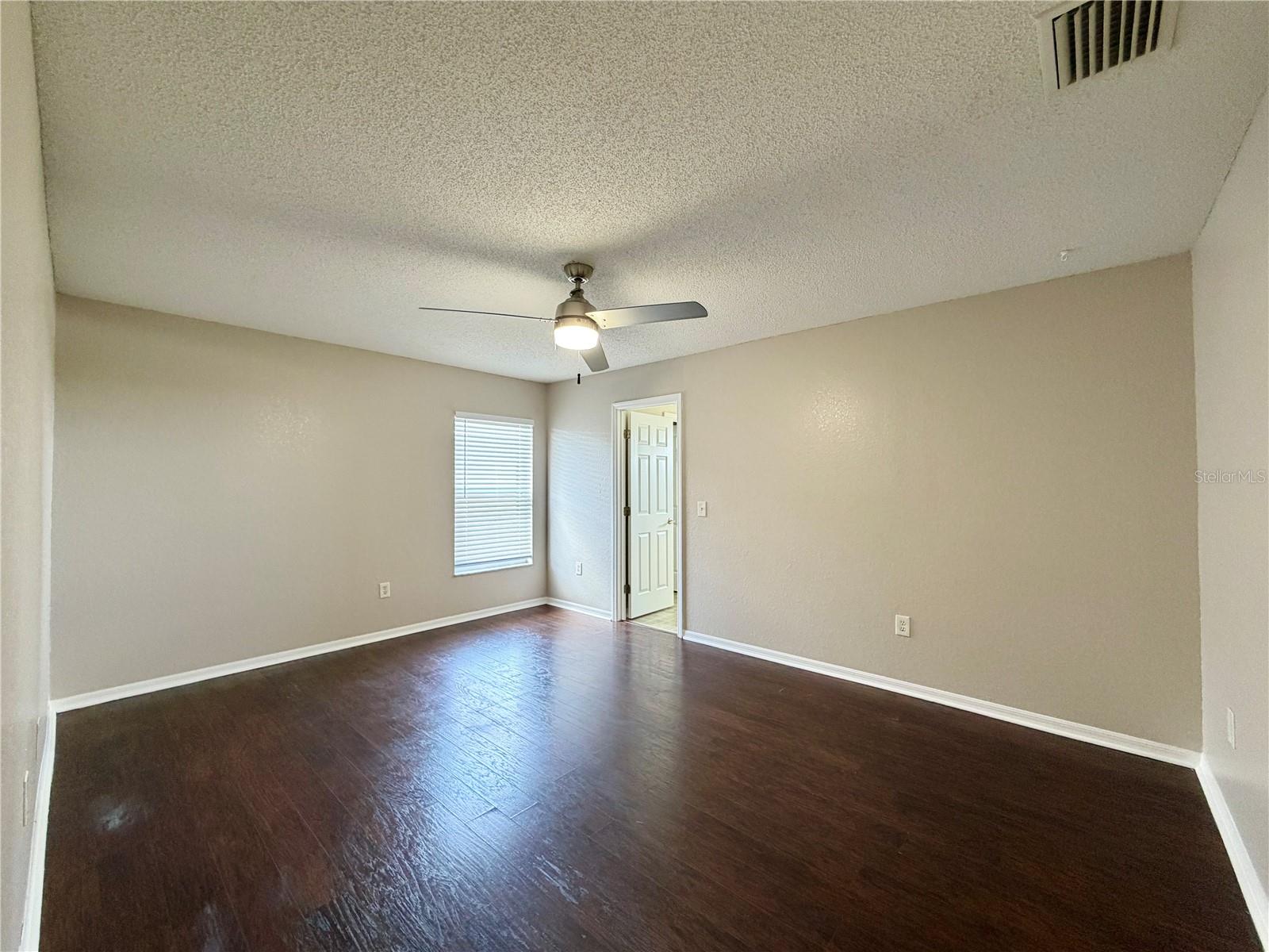 SAVANNA POINTE - Residential